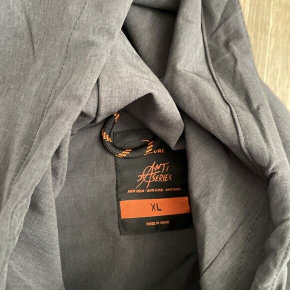 Rip Curl Anti Series Windbreaker Jacket Mens XL Water Repellent Gray Hooded Coat - Picture 9 of 10